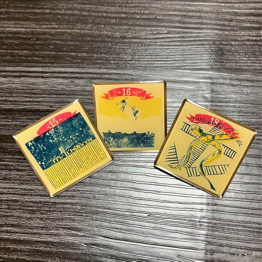 Amazon.co.jp: Mr.Children CD Jacket Pin Badge 2017